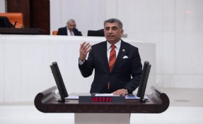 Gürsel Erol’dan grup başkanlığı seçimi sonrası dikkat çeken açıklama: Parti içi siyasette tekelleşme yaşanıyor