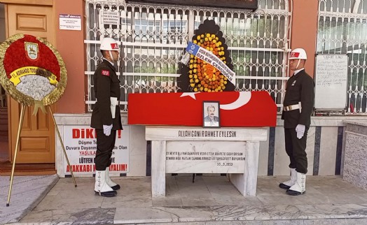 Harekatın yıl dönümünde hayatını kaybeden Kıbrıs gazisi, son yolculuğuna uğurlandı