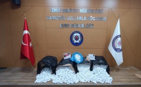 İzmir'de on binlerce uyuşturucu hap ele geçirildi