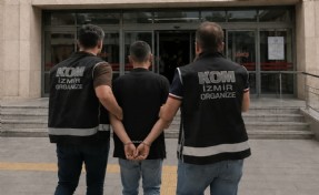 İzmir'de silah kaçakçılığı operasyonu: 1 tutuklama