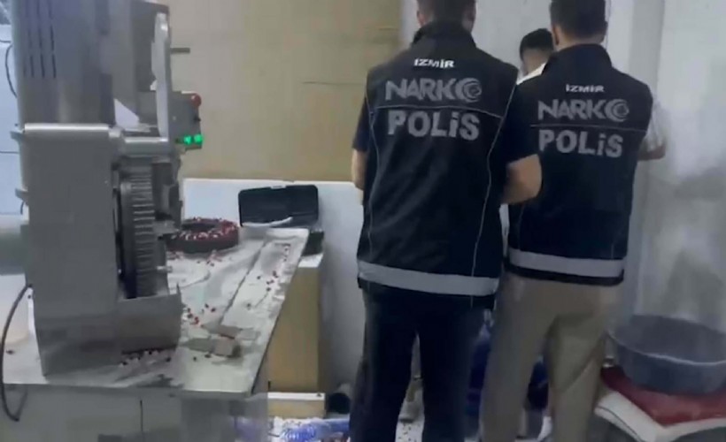 İzmir'de zehir imalathanesine baskın: 2 tutuklama