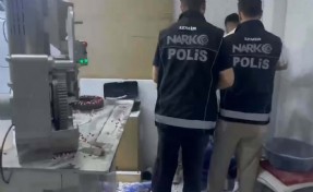 İzmir'de zehir imalathanesine baskın: 2 tutuklama