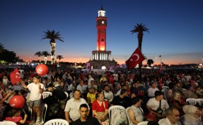 İzmir’de ‘15 Temmuz’ anma etkinliği