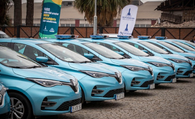 İzmir’in elektrikli araç filosuyla 25 milyonluk tasarruf