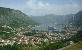 Karadağ’dan Türk vatandaşlarını üzecek karar!