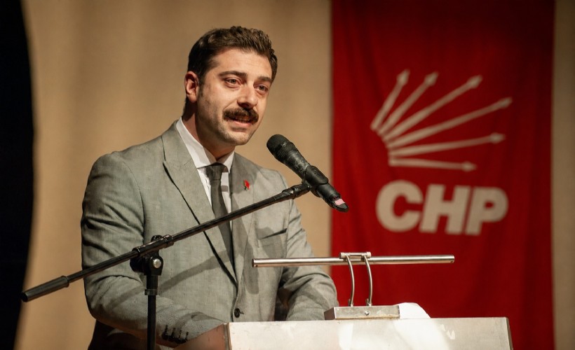 Karşıyaka Belediye Meclisi CHP Grup Başkanvekili Evsen CHP'de kalacağını açıkladı