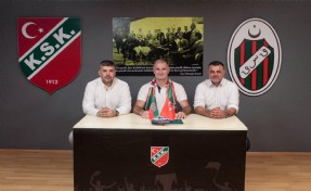 Karşıyaka Markovic'i ikna etti imzayı attırdı
