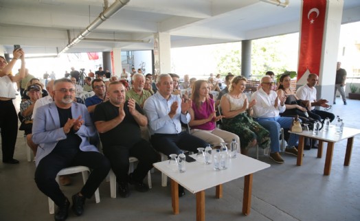 Karşıyaka, Reşat Leblebicioğlu’nu unutmadı