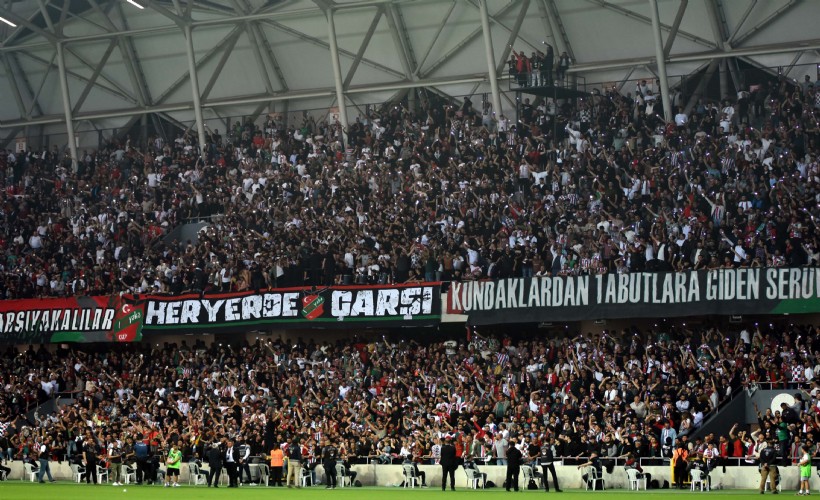 Karşıyaka'dan derbili start