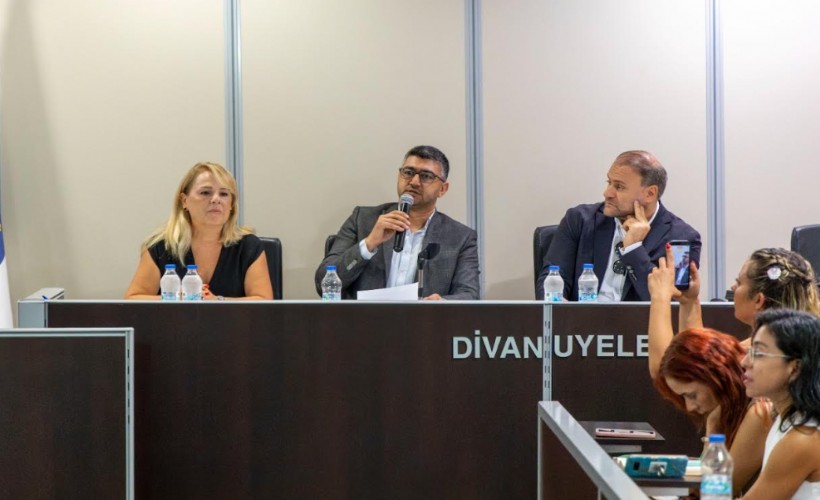 Karşıyaka’da kentsel dönüşüm zirvesi: Uzmanlar vatandaşlarla buluştu