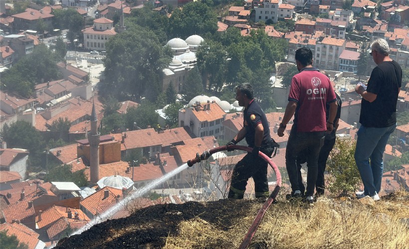 Kütahya Kalesi duman altında kaldı!