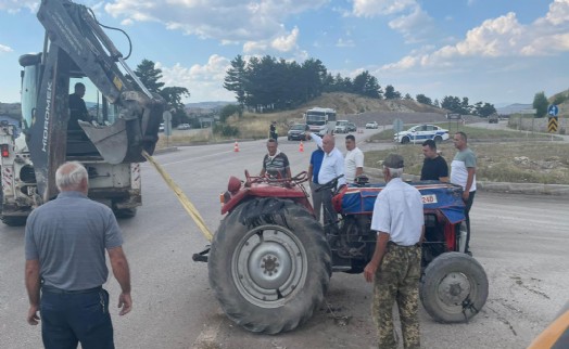 Kütahya’da kaza; 3 yaralı