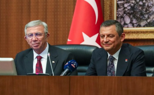 Mansur Yavaş YENİ Parti'ye katılacak mı? Özgür Özel yanıtladı