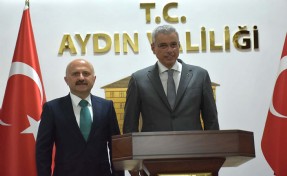 Memişoğlu Aydın'da sağlık sistemini övdü