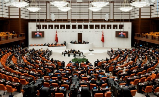 Milyonları ilgilendiren üç düzenleme TBMM'ye geliyor: Emekli maaşları, öğrenci affı...