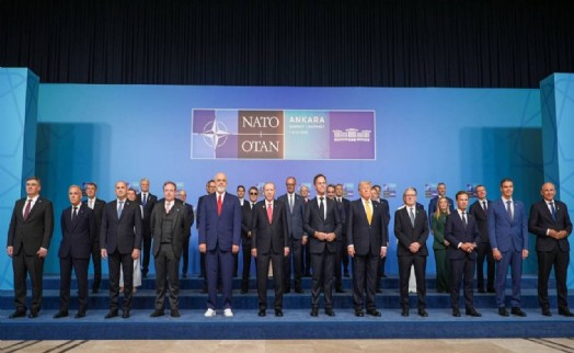 NATO'da 'aile fotoğrafı' çekildi: Erdoğan'dan 'Kısıtlamalar kaldırılmalı' mesajı
