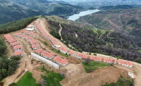 Ödemiş'te yanan evler, Temmuz sonunda teslim ediliyor