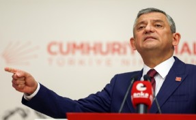 Özel, yeni parti kararı öncesi seçilmiş organlarla bir araya gelecek: İki farklı senaryo