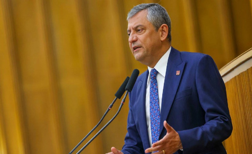 Özgür Özel'den dikkat çeken 'yeni parti' açıklaması: 'İsmi belirginleşmeye başladı'
