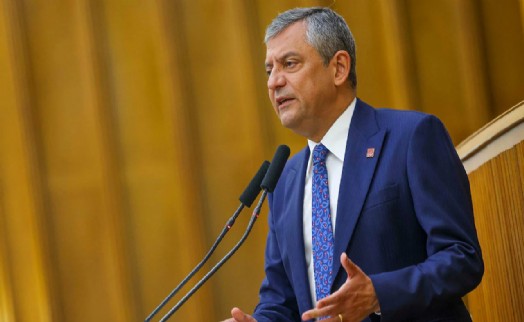 Özgür Özel'den dikkat çeken 'yeni parti' açıklaması: 'İsmi belirginleşmeye başladı'