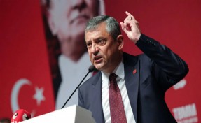 Özgür Özel'den 'kurultay' ve 'yeni parti' açıklaması: '110 milletvekiliyle istişare halindeyiz'