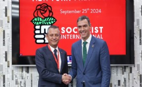 Özgür Özel'e Pedro Sanchez'den YENİ Parti mektubu