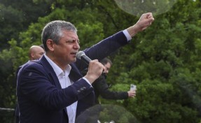 Özgür Özel yeni partinin detaylarını açıkladı!