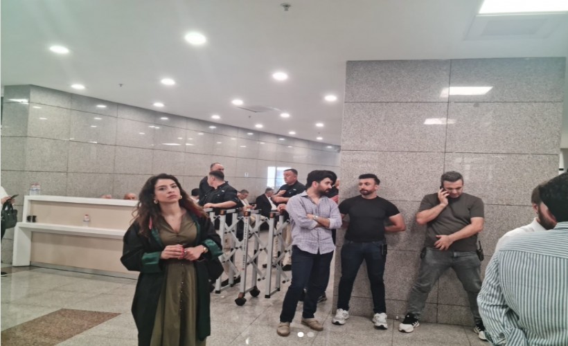Özlale Kılıçdaroğlu'nun görüntülerini paylaştı: 'Genel başkan görünümlü genel müdür'
