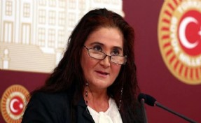 Sabahat Akkiraz CHP'den istifa etti