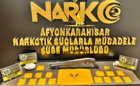 Sokak satıcılarına operasyon: 2 şüpheli tutuklandı