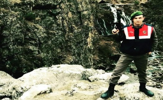 Uzman çavuş kazada hayatına kaybetti