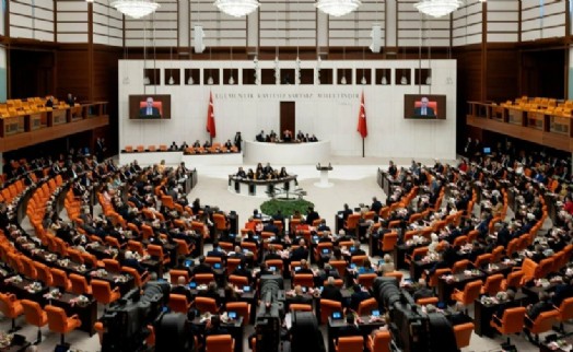 YENİ Parti'nin ilk önergesi AK Parti-MHP oylarıyla reddedildi