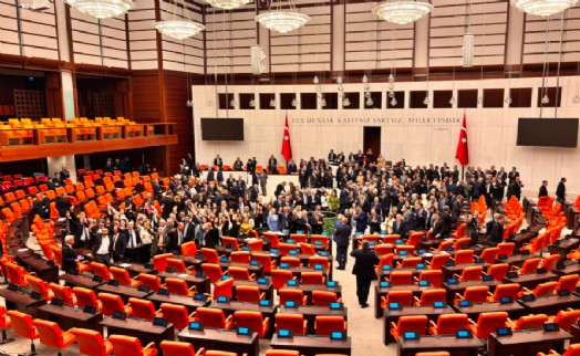 'Çerçeve Yasa' teklifi TBMM Genel Kurulu'nda kabul edildi: Partilere göre oylama sonucu belli oldu