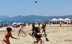 Efes Selçuk, Beach Flag Futbol Turnuvasına ev sahipliği yaptı