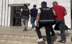 13 milyon 750 bin TL isteyip araç kurşunlamışlardı: Şantaj çetesine darbe!