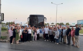 AK Parti İzmir’den 25. yıl buluşmasına 5 bin kişilik çıkarma!