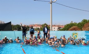 AK Partili Kasapoğlu: '7'den 77'ye herkesi sporla buluşturacağız'