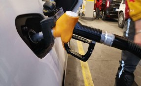 Akaryakıta çifte zam: Benzine 2, motorine 6,85 lira zam bekleniyor, motorin tüm zamanların rekorunu kıracak