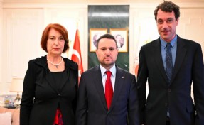 Akın Gürlek, Uğur Mumcu'nun ailesiyle görüştü