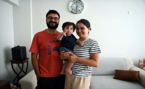 Almanya'ya gen tedavisi gören SMA'lı Teoman bebek döndü
