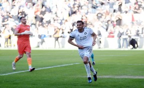 Altay kaptanlarını bekliyor