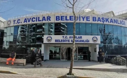 Avcılar Belediyesi'ne operasyon... Gözaltına alınan 12 kişi adliyeye sevk edildi