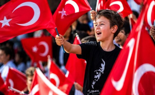 Balçova’da Zafer coşkusu dünyayı buluşturacak