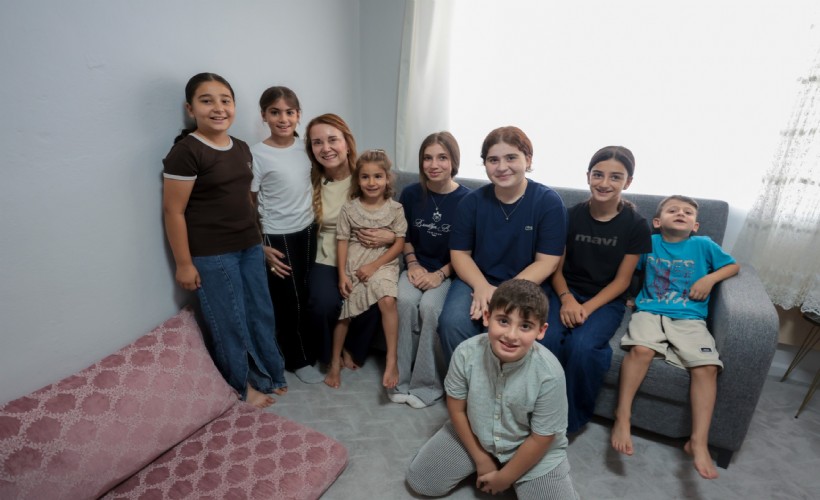 Başkan Mutlu, Konaklı komşularının evlerine konuk oldu