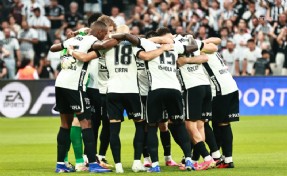 Beşiktaş, UEFA Avrupa Ligi’nde play-off turuna yükseldi