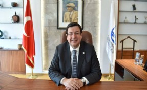 Bir CHP'li il belediye başkanı daha YENİ Parti'ye katıldı