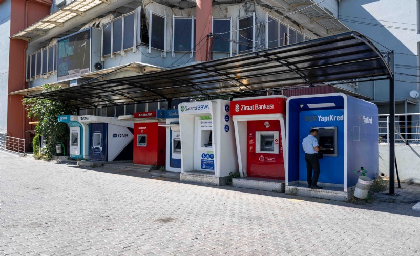 Bornova’da ‘güneş ve yağmur’ kalkanı