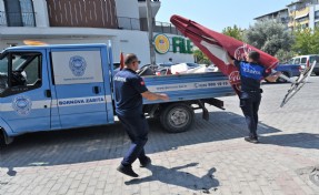 Bornova’da kaldırım ve yol işgallerine sıkı denetim
