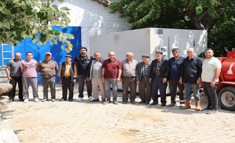 Büyükşehir Ödemişli tarım üreticisinin imdadına yetişti