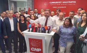 CHP İzmir’de ilçe başkanları toplandı: Gümrükçü’den Çiğli'deki saldırıya tepki ve Menderes çıkışı